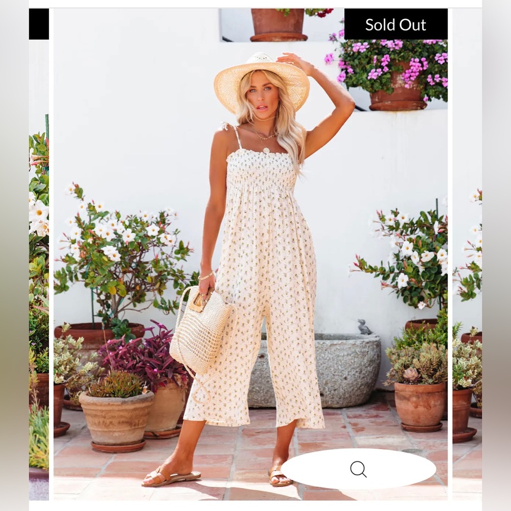 LYNDI COTTON FLORAL SMOCKED JUMPSUIT - CREAM LAVENDER